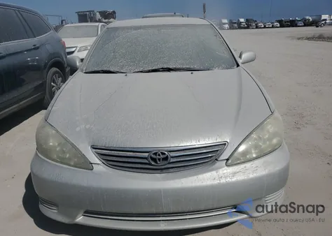2005 Toyota Camry Le from USA, damaged, VIN 4T1BE32K95U522678